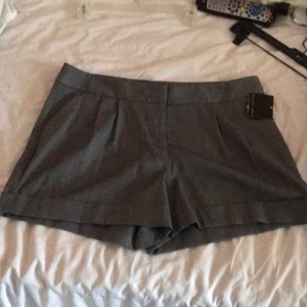 Apostrophe gray dress shorts